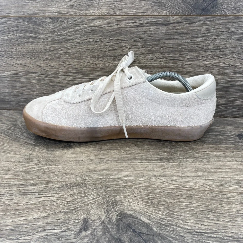 Vans Sport Sneakers Womens 8 Marshmallow Green Hairy Suede Gum Sole Low Top